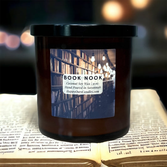 Book Nook Scented Candle 9 oz